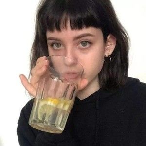 Meet your Posher, Tuyết loan